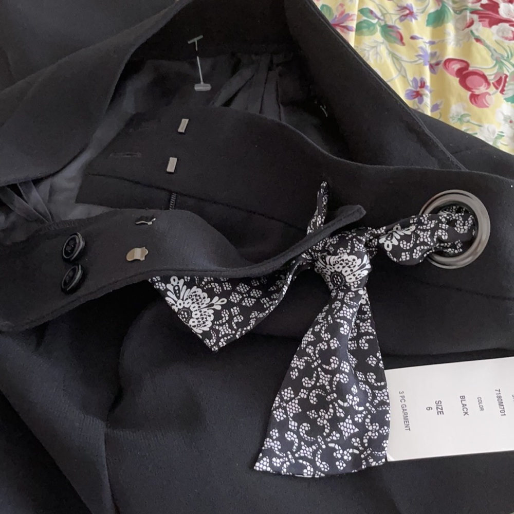 NWT Tahari Women’s Black Tailored Pantsuit - Picture 15 of 16
